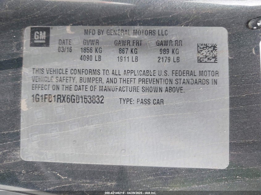 2016 CHEVROLET CAMARO VIN: 1G1FB1RX6G0163832