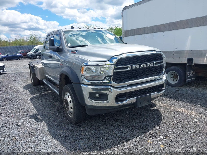 2022 Ram 5500 Chassis Tradesman/Slt/Laramie/Limited