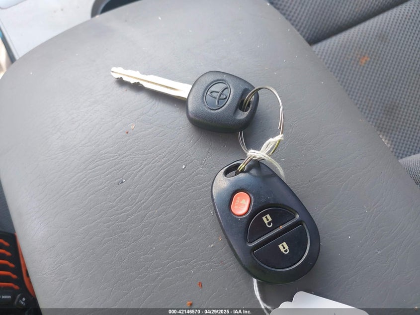 2008 TOYOTA TACOMA VIN: 3TMJU62NX8M061854