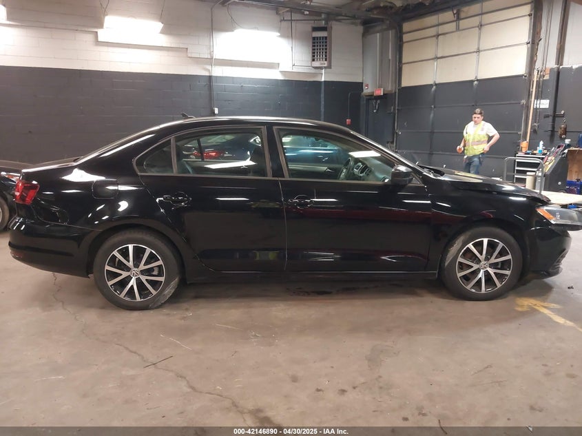 2016 VOLKSWAGEN JETTA SE - 3VWD67AJ9GM380069