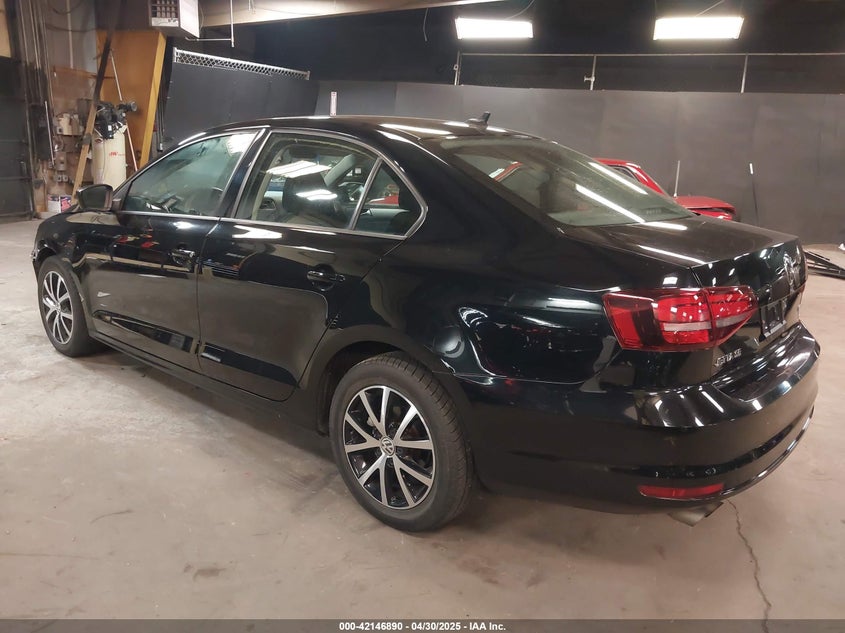 2016 VOLKSWAGEN JETTA SE - 3VWD67AJ9GM380069