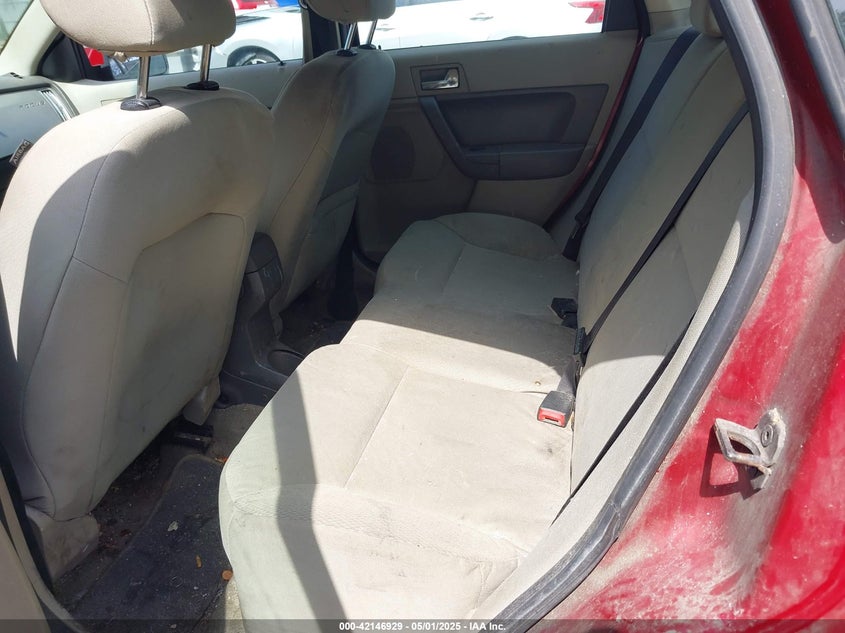 2011 FORD FOCUS VIN: 1FAHP3GN5BW139631