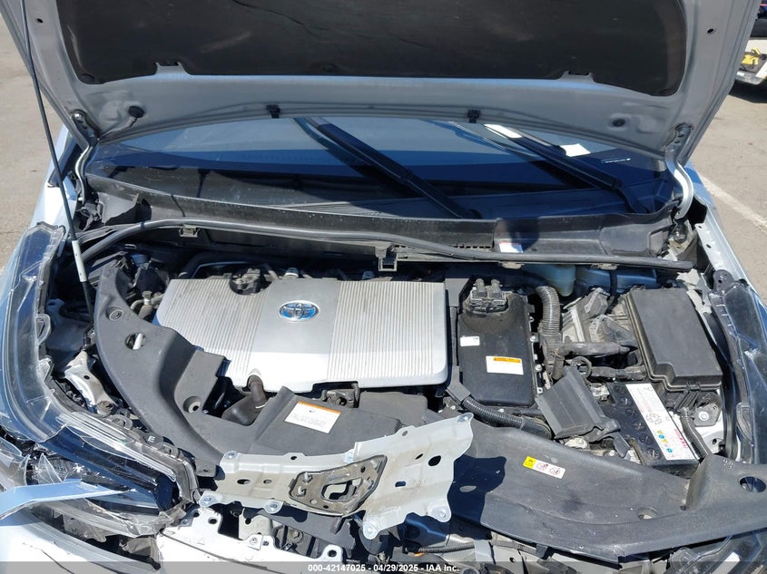2021 TOYOTA PRIUS VIN: JTDKAMFUXM3144991