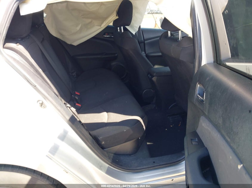 2021 TOYOTA PRIUS VIN: JTDKAMFUXM3144991