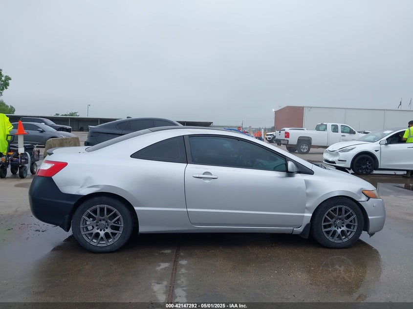 2008 HONDA CIVIC VIN: 2HGFG12638H571150