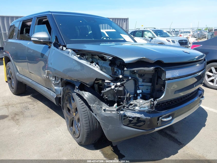 2024 RIVIAN R1S(VIN: 7PDSGCBA7RN031539