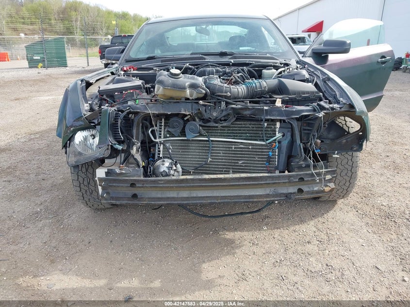 2007 FORD MUSTANG VIN: 1ZVFT80N975268230