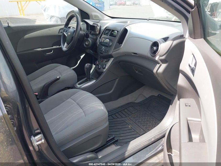 1G1JC5SB9C4201019 2012 CHEVROLET SONIC photo no. 5