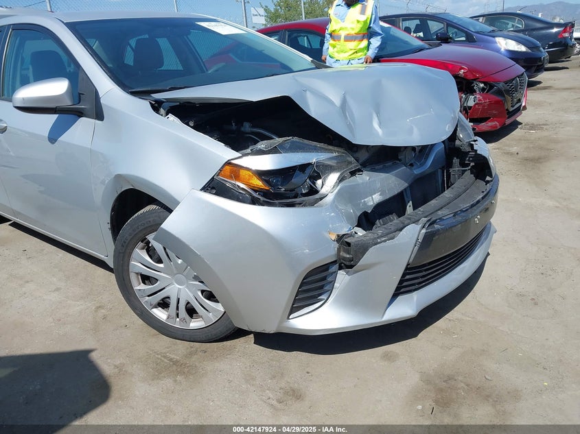 2015 TOYOTA COROLLA VIN: 2T1BURHE9FC392301