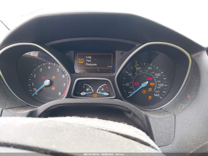 2015 FORD FOCUS VIN: 1FADP3FE4FL304169