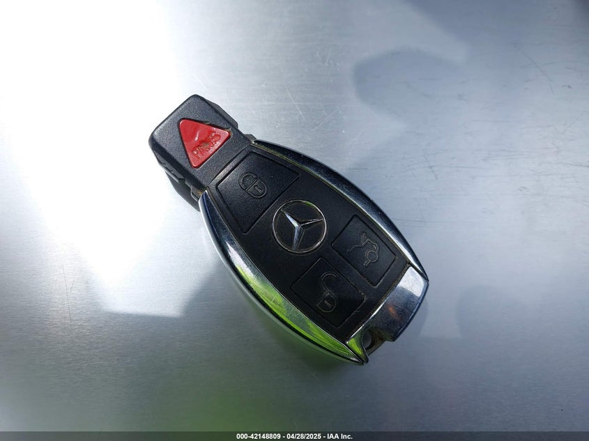 2014 MERCEDES-BENZ C 250 VIN: WDDGF4HB0EG216428