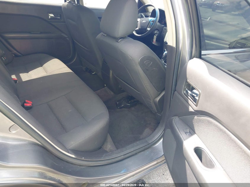 2010 FORD FUSION VIN: 3FAHP0HAXAR165167