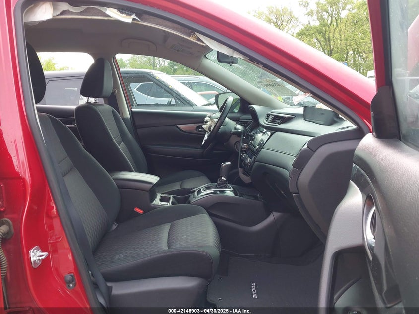 2017 NISSAN ROGUE VIN: JN8AT2MT0HW392616