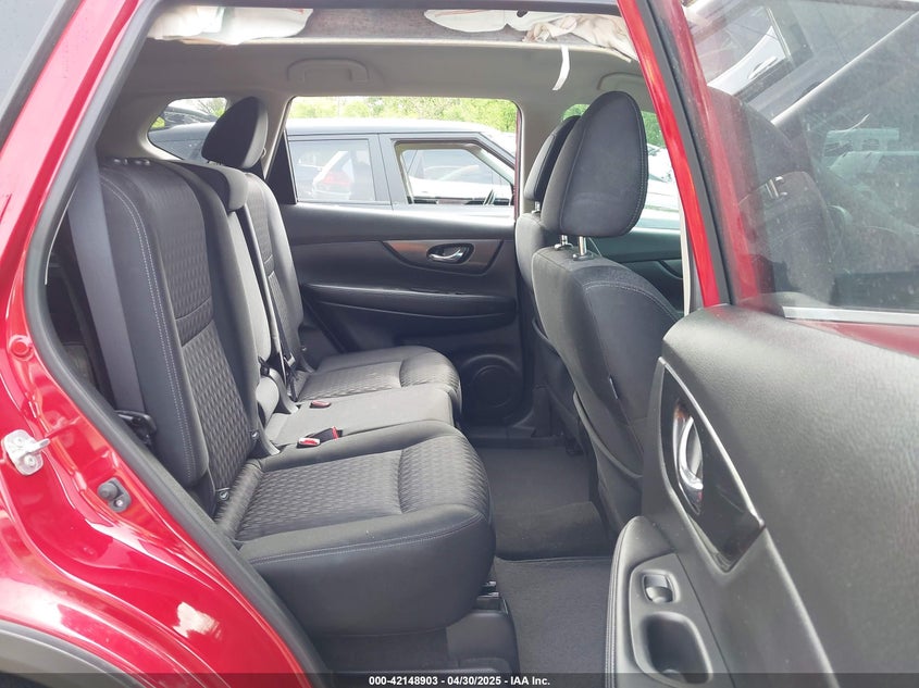 2017 NISSAN ROGUE VIN: JN8AT2MT0HW392616