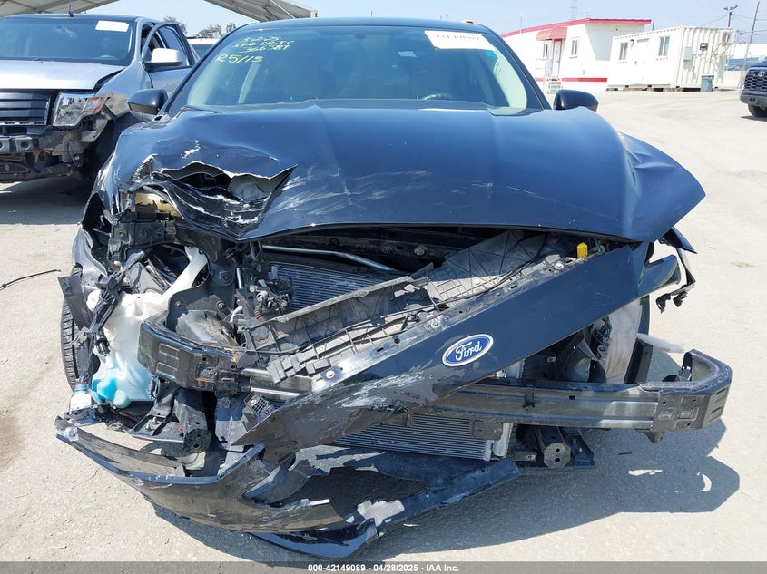 2017 FORD FUSION VIN: 3FA6P0G73HR372331