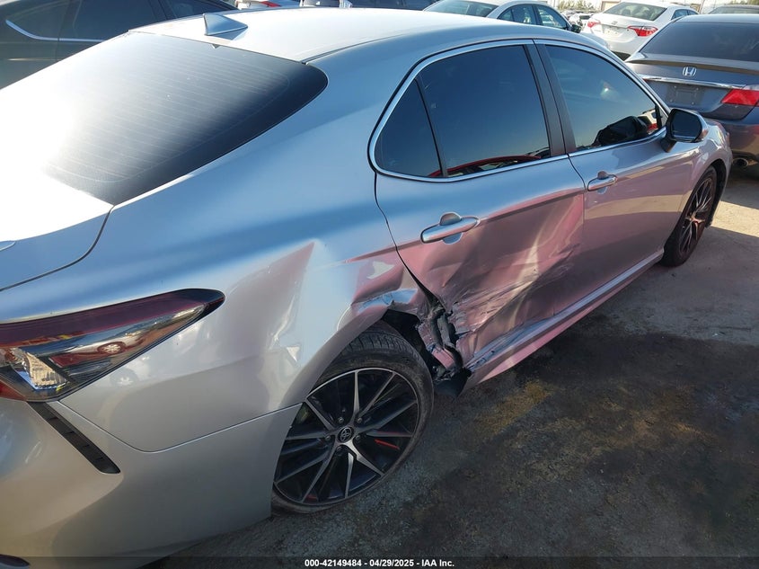 2021 TOYOTA CAMRY VIN: 4T1T11BK1MU041620
