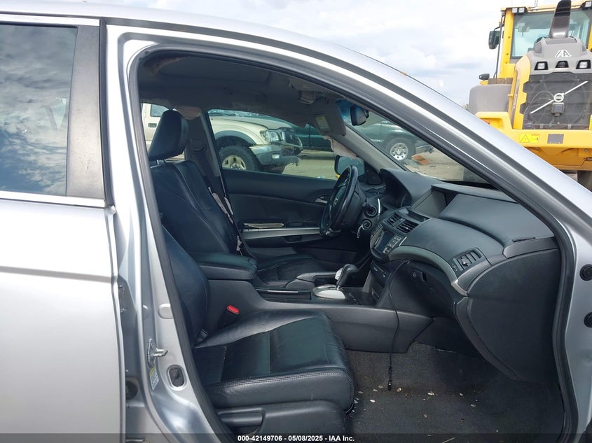 2009 HONDA ACCORD VIN: 1HGCP26849A028250