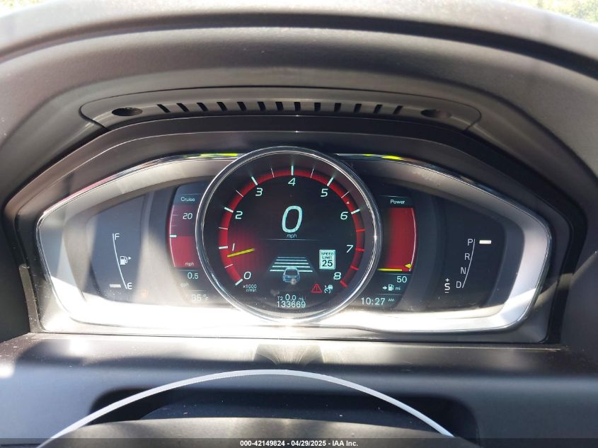 2014 Volvo Xc60 T6 R-Design Platinum VIN: YV4902DZ0E2546642 Lot: 42149824