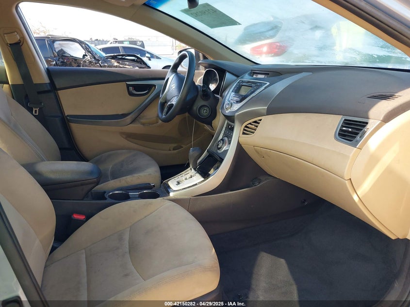 2012 HYUNDAI ELANTRA VIN: KMHDH4AE4CU448035