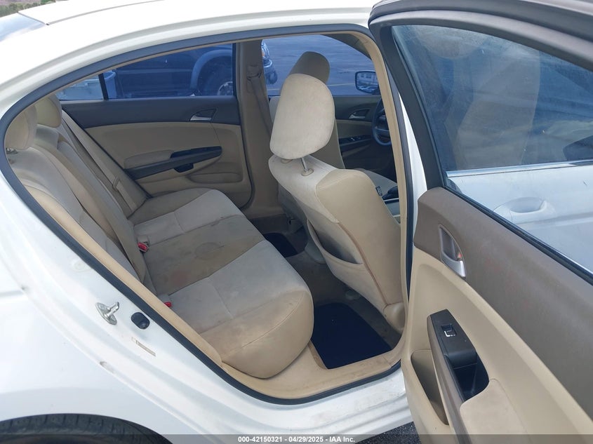 2008 HONDA ACCORD VIN: JHMCP26458C028304