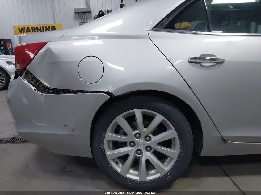 2014 CHEVROLET MALIBU VIN: 1G11H5SL2EU126130