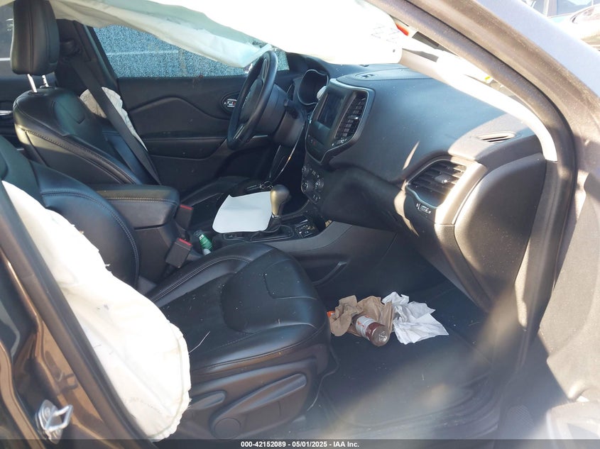 2019 JEEP CHEROKEE LATITUDE PLUS FWD - 1C4PJLLB6KD482852