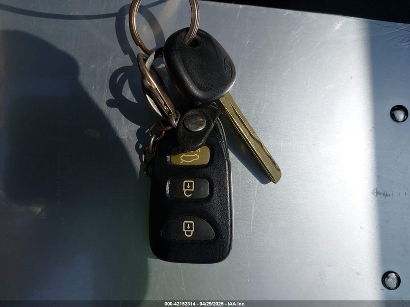 2012 KIA OPTIMA VIN: KNAGM4A76C5279934