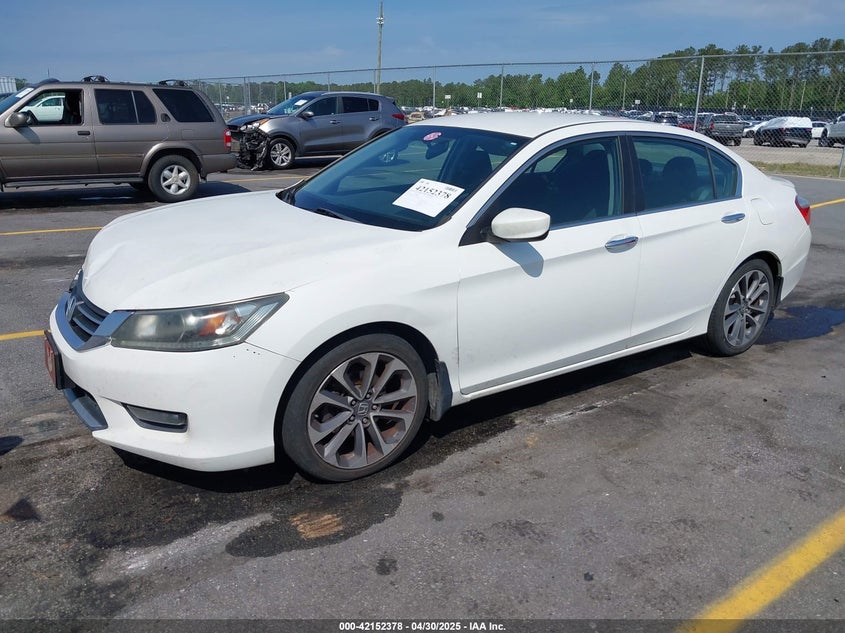 2015 HONDA ACCORD VIN: 1HGCR2F57FA130881