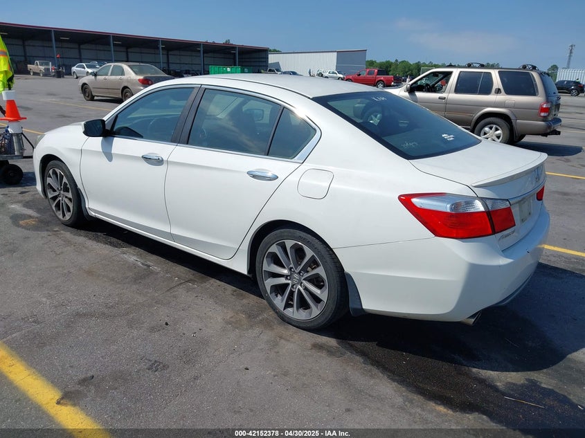 2015 HONDA ACCORD VIN: 1HGCR2F57FA130881