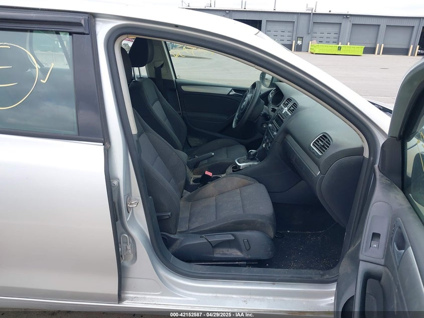 2013 VOLKSWAGEN GOLF VIN: WVWDB7AJ8DW127335