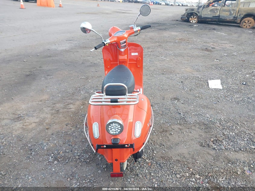 VIN L5YTCKAP8H1158693 2017 ZNEN SCOOTER