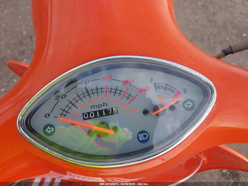 VIN L5YTCKAP8H1158693 2017 ZNEN SCOOTER