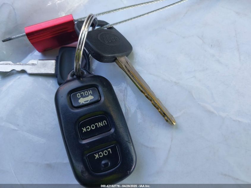 2004 Toyota Camry Le VIN: 4T1BE32K64U882506 Lot: 42152776