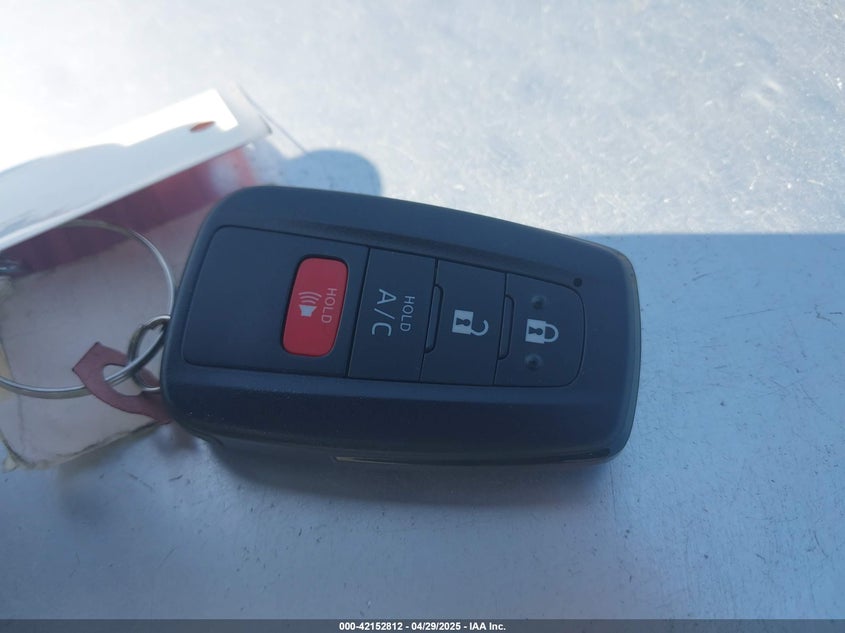 2022 TOYOTA PRIUS PRIME VIN: JTDKAMFP9N3206943