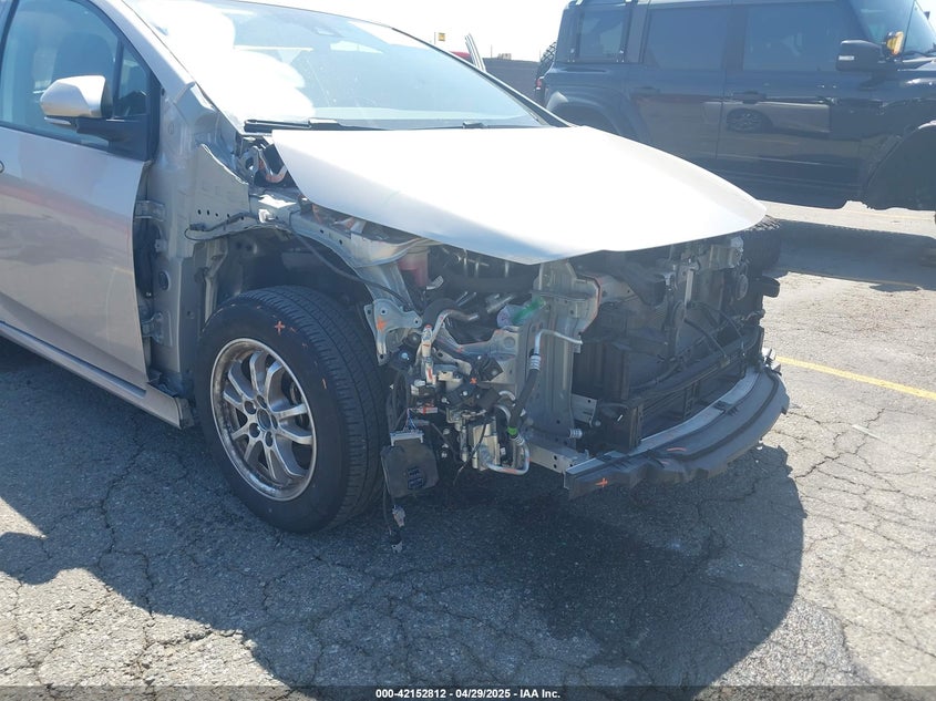 2022 TOYOTA PRIUS PRIME VIN: JTDKAMFP9N3206943
