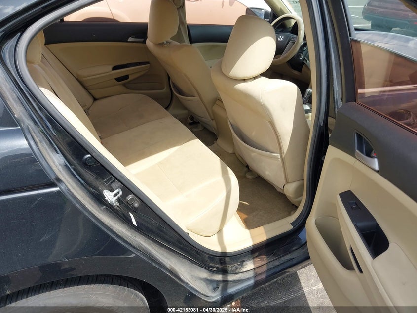 2011 HONDA ACCORD VIN: 1HGCP2F46BA107213