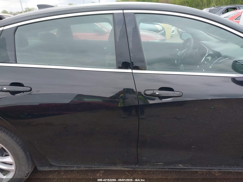 2018 CHEVROLET MALIBU VIN: 1G1ZD5ST1JF258910
