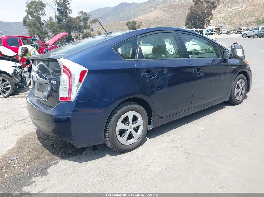 2015 TOYOTA PRIUS VIN: JTDKN3DU0F0460986