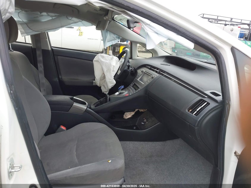 2015 TOYOTA PRIUS VIN: JTDKN3DU7F1987644