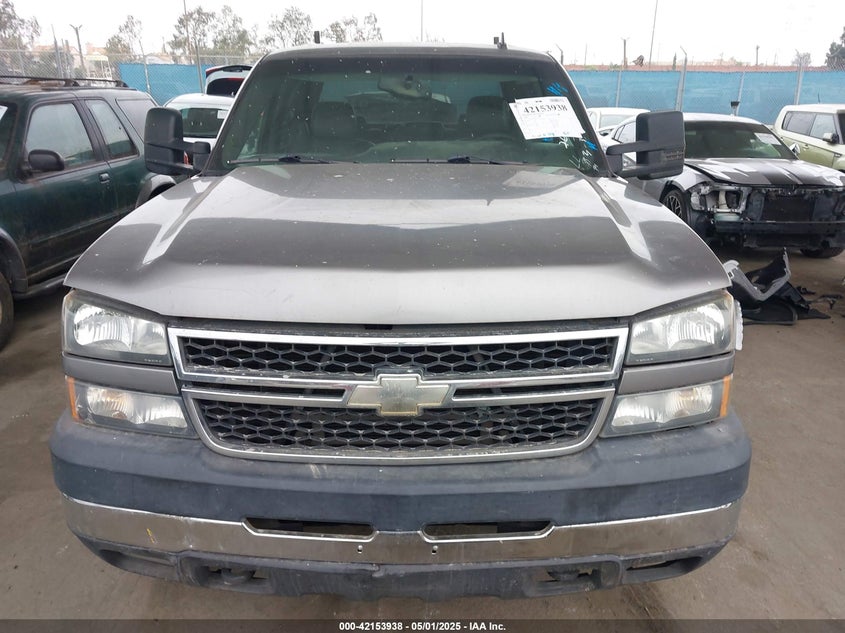 2006 CHEVROLET SILVERADO 2500HD VIN: 1GCHC23D66F211567