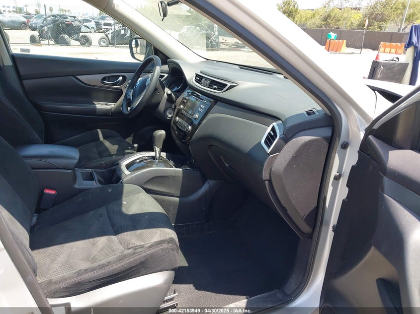 2015 NISSAN ROGUE S - 5N1AT2MT8FC875440