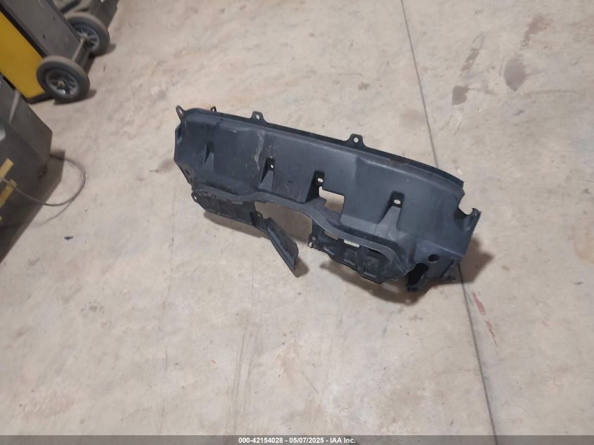 2002 Honda Cr-V Lx VIN: JHLRD78422C024476 Lot: 42154028