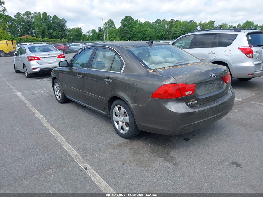 2009 KIA OPTIMA VIN: KNAGE228295366702