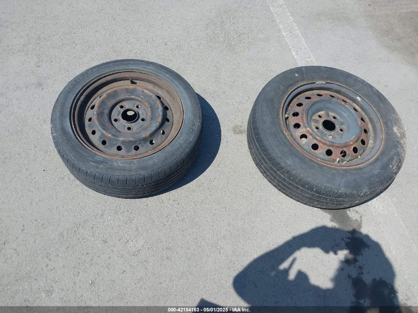 2011 Honda Civic Lx VIN: 2HGFA1F5XBH524885 Lot: 42154183