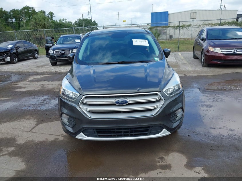 VIN 1FMCU0GDXKUB95350 2019 FORD ESCAPE SE