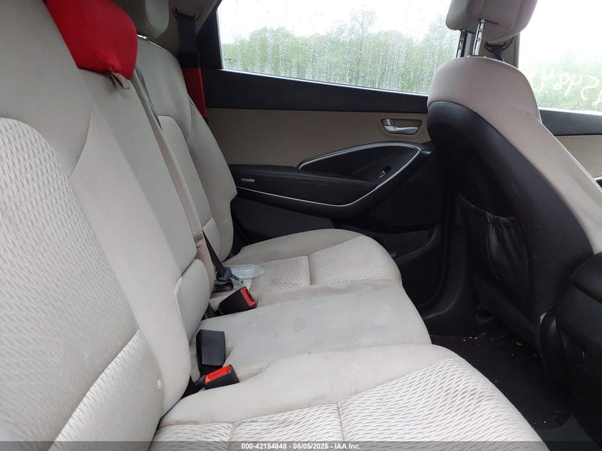 2016 HYUNDAI SANTA FE VIN: KM8SMDHF6GU142588