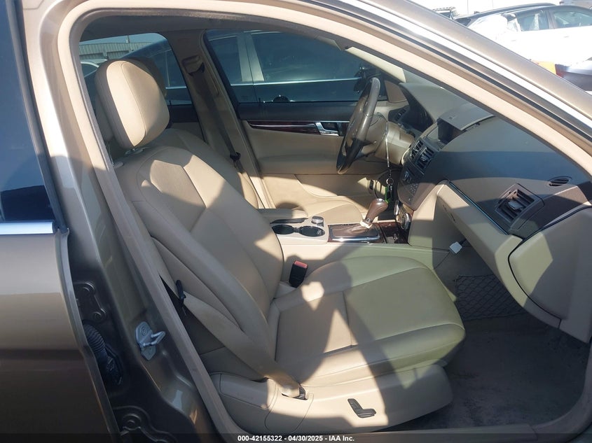2010 MERCEDES-BENZ C VIN: WDDGF5EB2AR120776