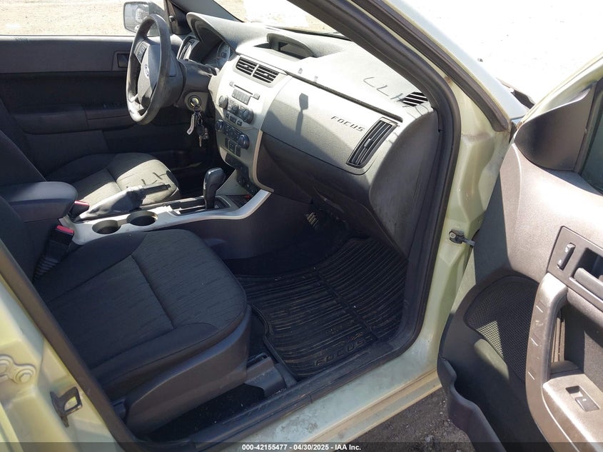2011 FORD FOCUS VIN: 1FAHP3FN2BW124067