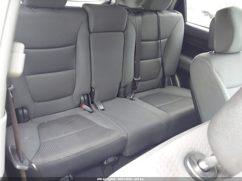 2012 KIA SORENTO VIN: 5XYKT4A15CG231313
