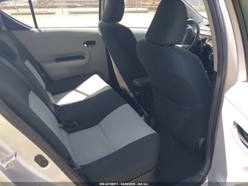 2014 TOYOTA PRIUS C TWO - JTDKDTB35E1061058